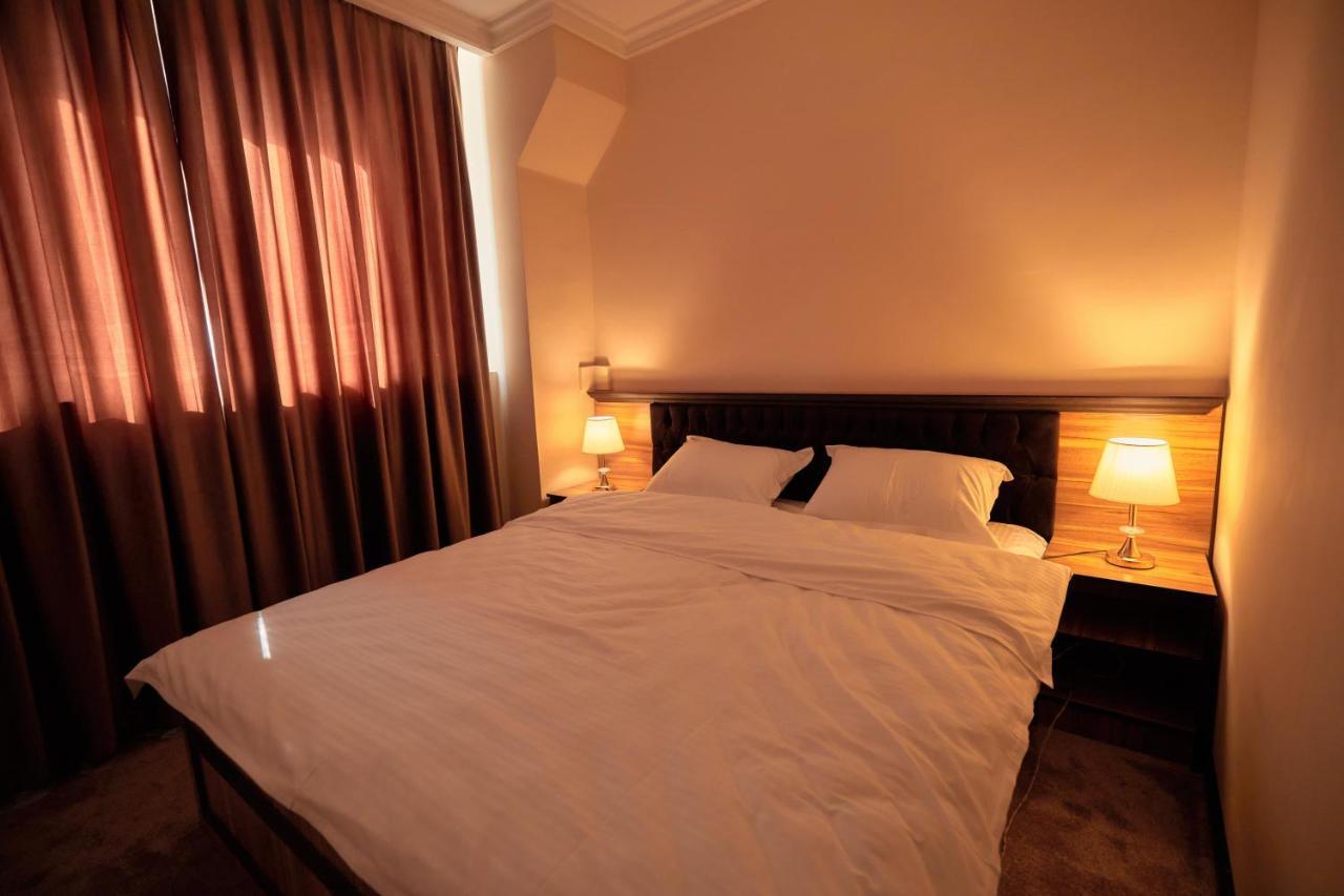 Bal Tabassum Hotel Toshloq Екстериор снимка