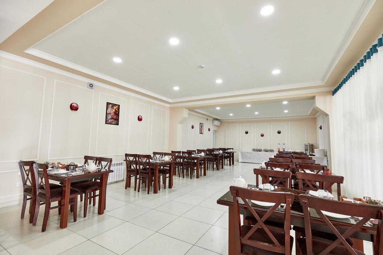 Bal Tabassum Hotel Toshloq Екстериор снимка